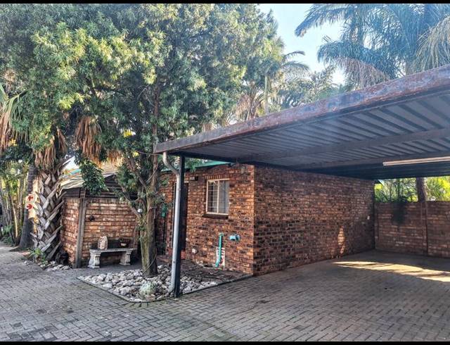 1 BEDROOM TOWNHOUSE FOR SALE IN THE ORCHARDS